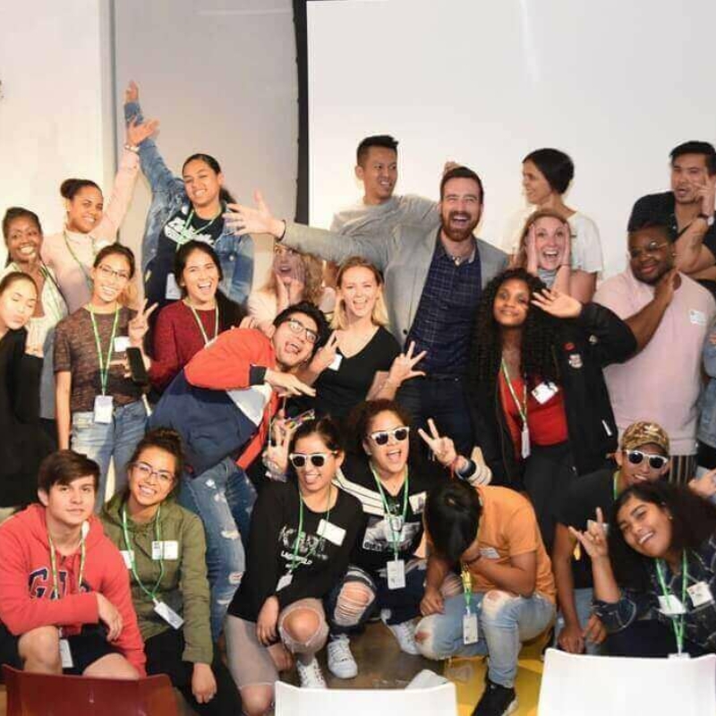 LOL-behind-the-scenes-facebook